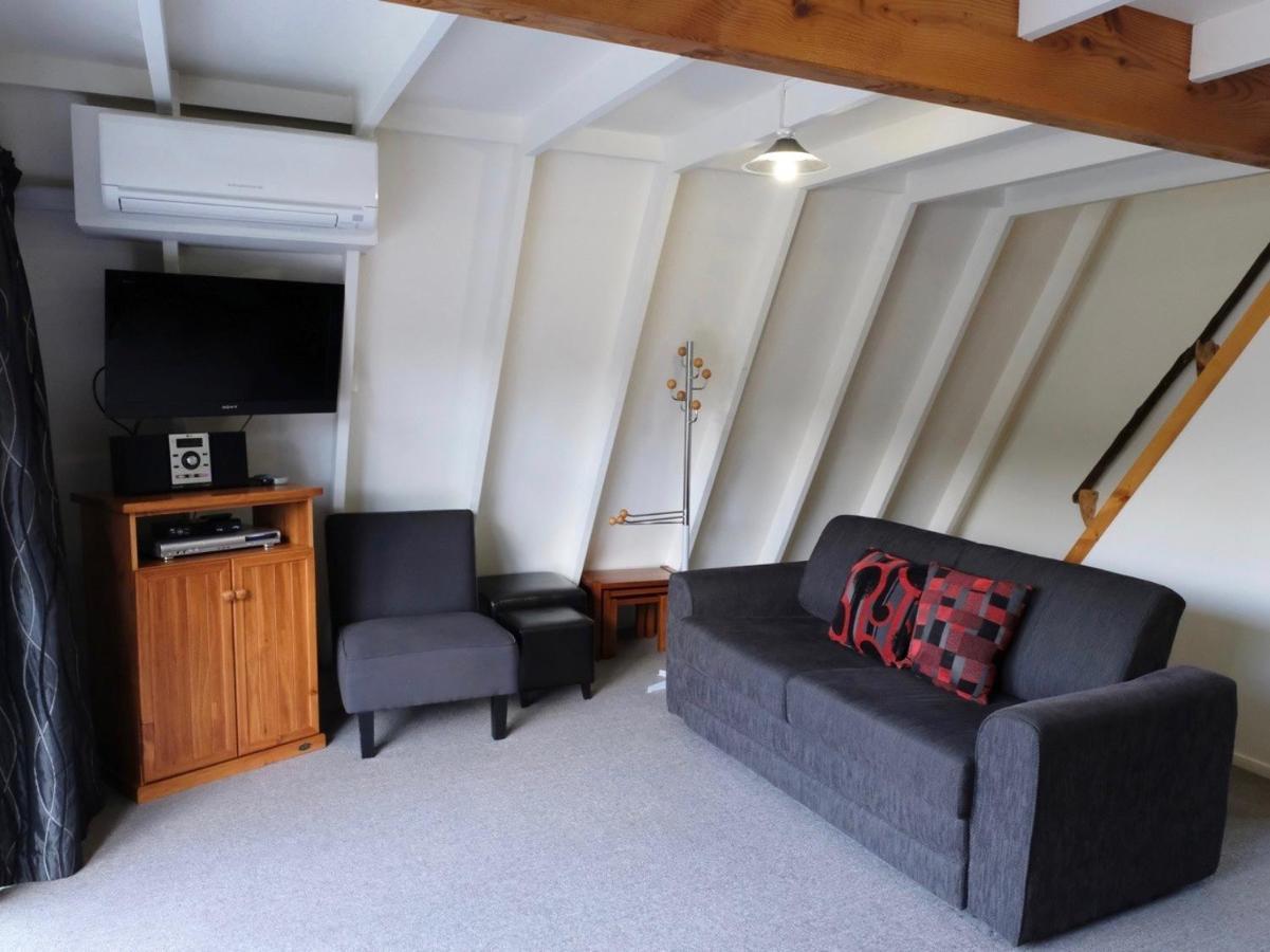 Central Ski Chalet - Ohakune Holiday Home Экстерьер фото